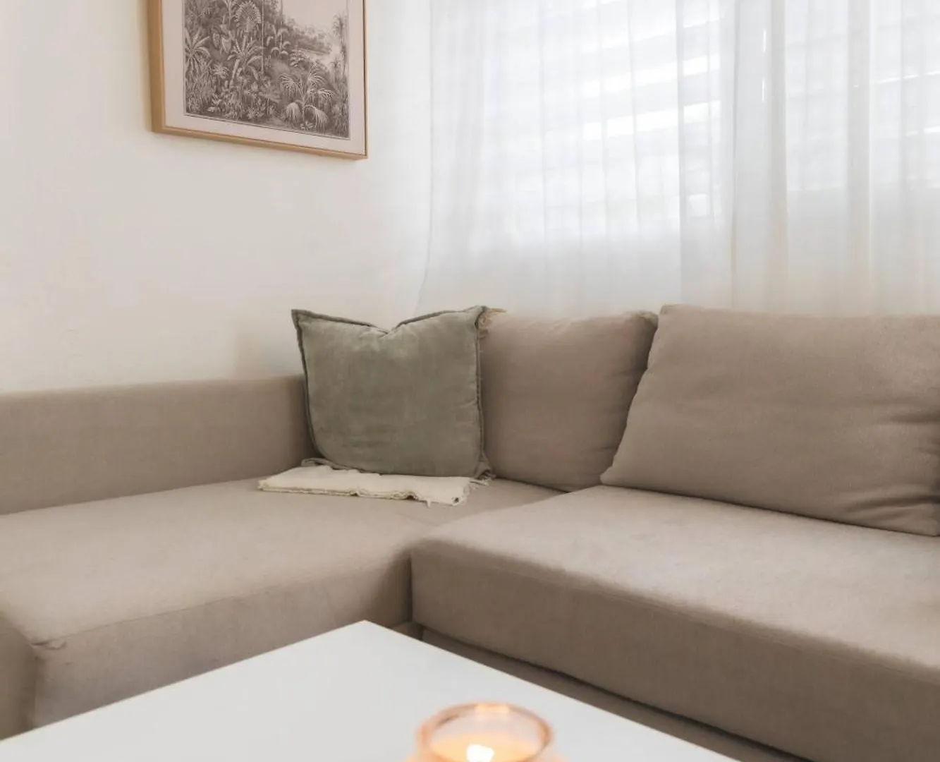 Sunny Escape Close To Beach, Dining & Fun! San Juan Apartment