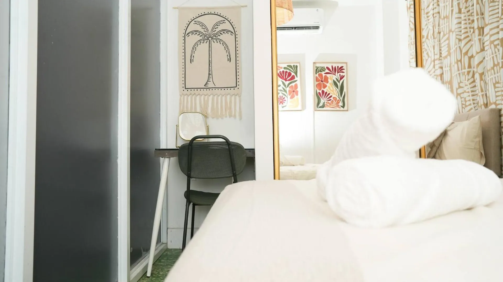 Sunny Escape Close To Beach, Dining & Fun! San Juan